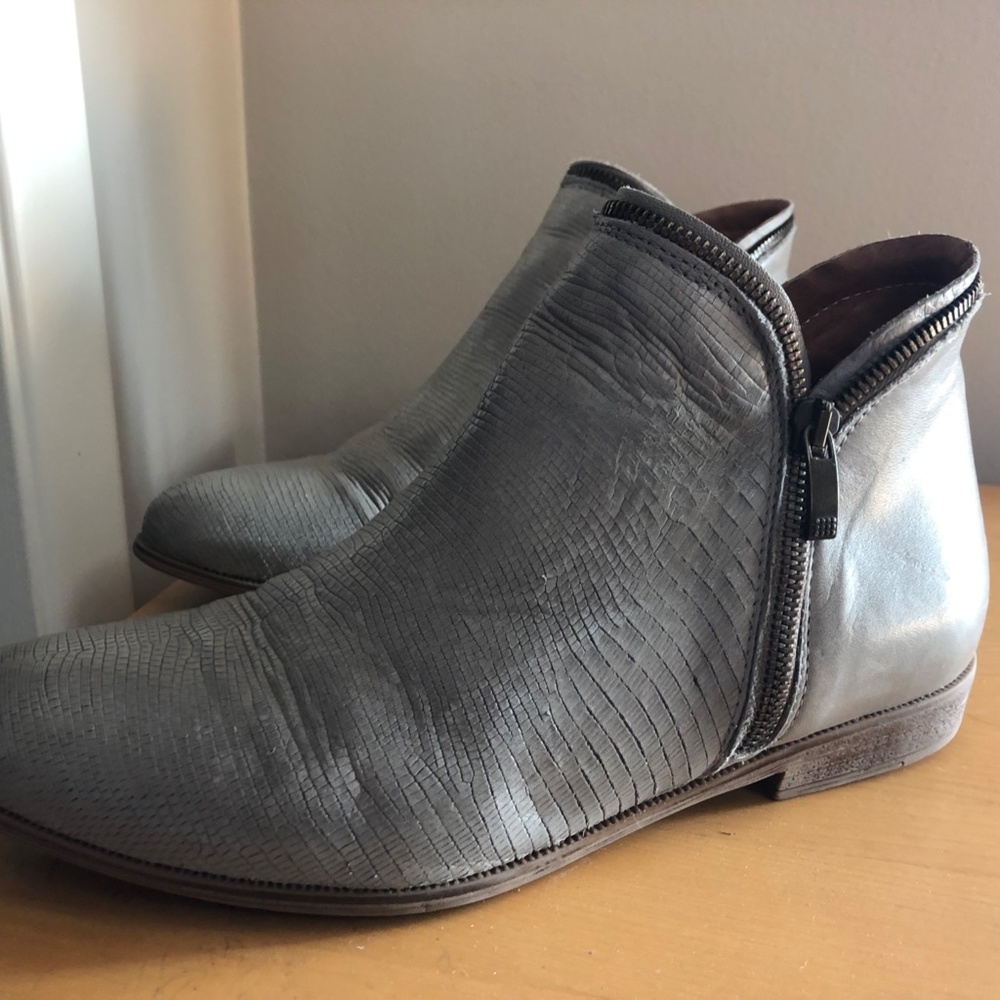 Bootie - Picture 4 of 5